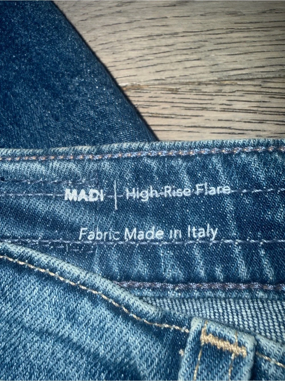 AG Adriano Goldschmied High-Rise Wide-Leg Jeans in Medium Blue Wash